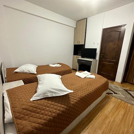 Casa Rustic Cazare Piteszti Zewnętrze zdjęcie