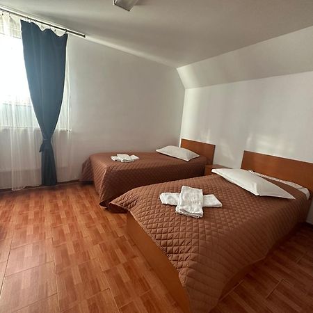 Casa Rustic Cazare Piteszti Zewnętrze zdjęcie