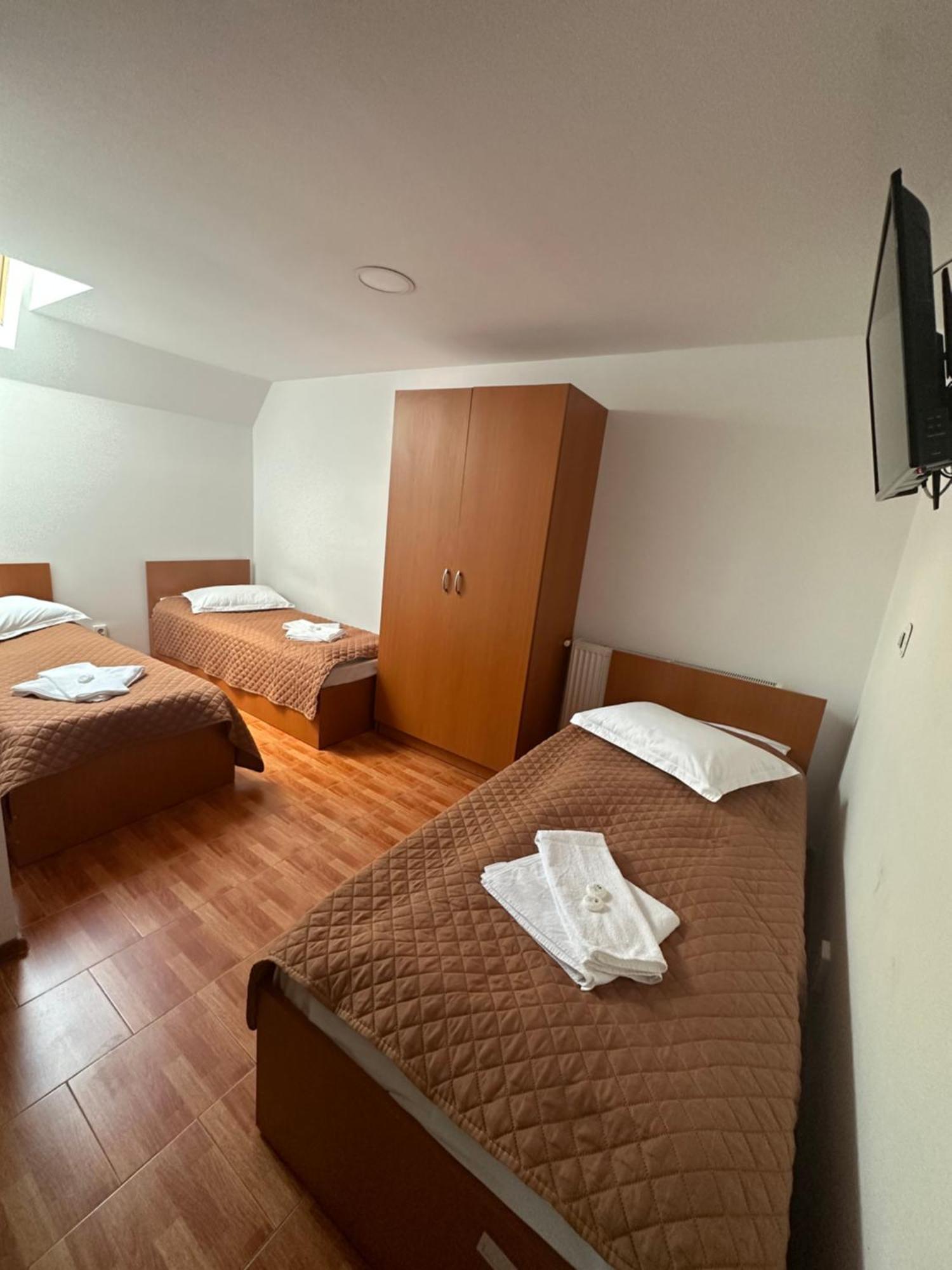 Casa Rustic Cazare Piteszti Zewnętrze zdjęcie